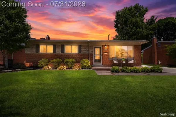 36548 Roycroft, Livonia, MI 48154