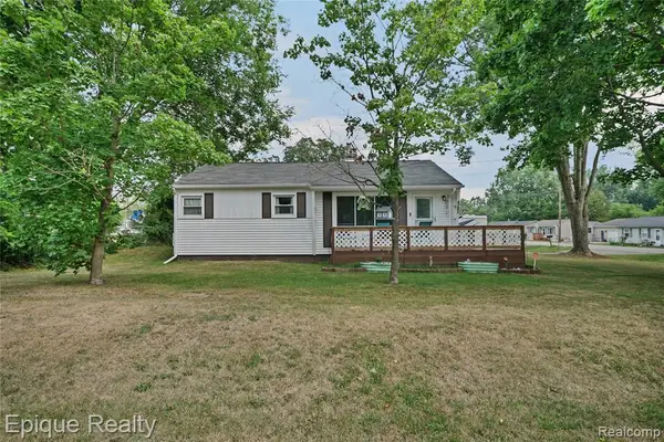 6201 Mercury, Burton, MI 48509