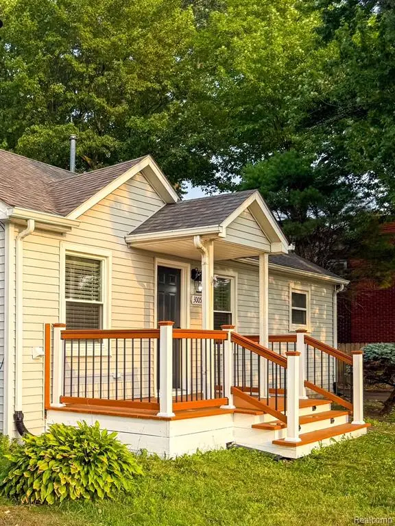 30052 Schoenherr, Warren, MI 48088 - #3