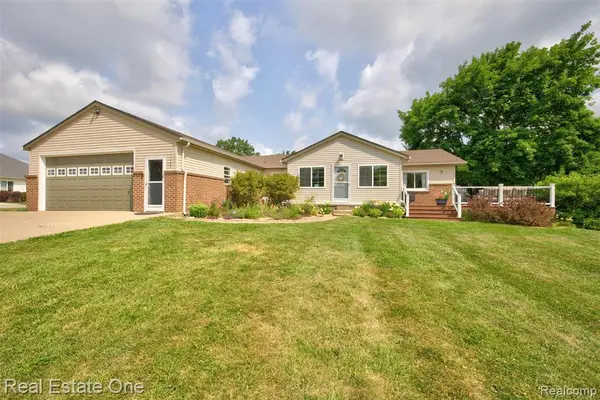 1136 Brauer, Oxford, MI 48371