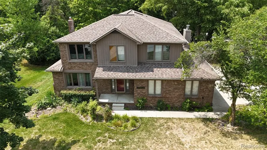 30853 Sudbury, Farmington Hills, MI 48331 - #2