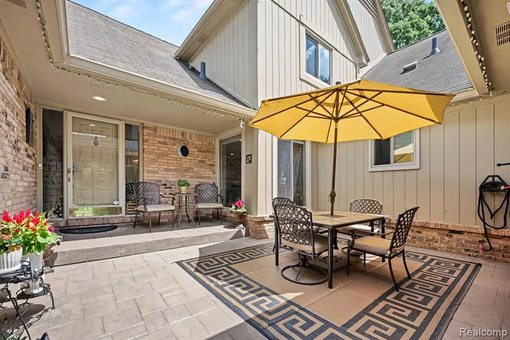 2202 Elm, Shelby, MI 48316 - #1