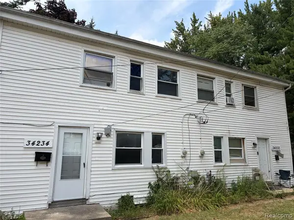 34232 Dayton, Westland, MI 48186