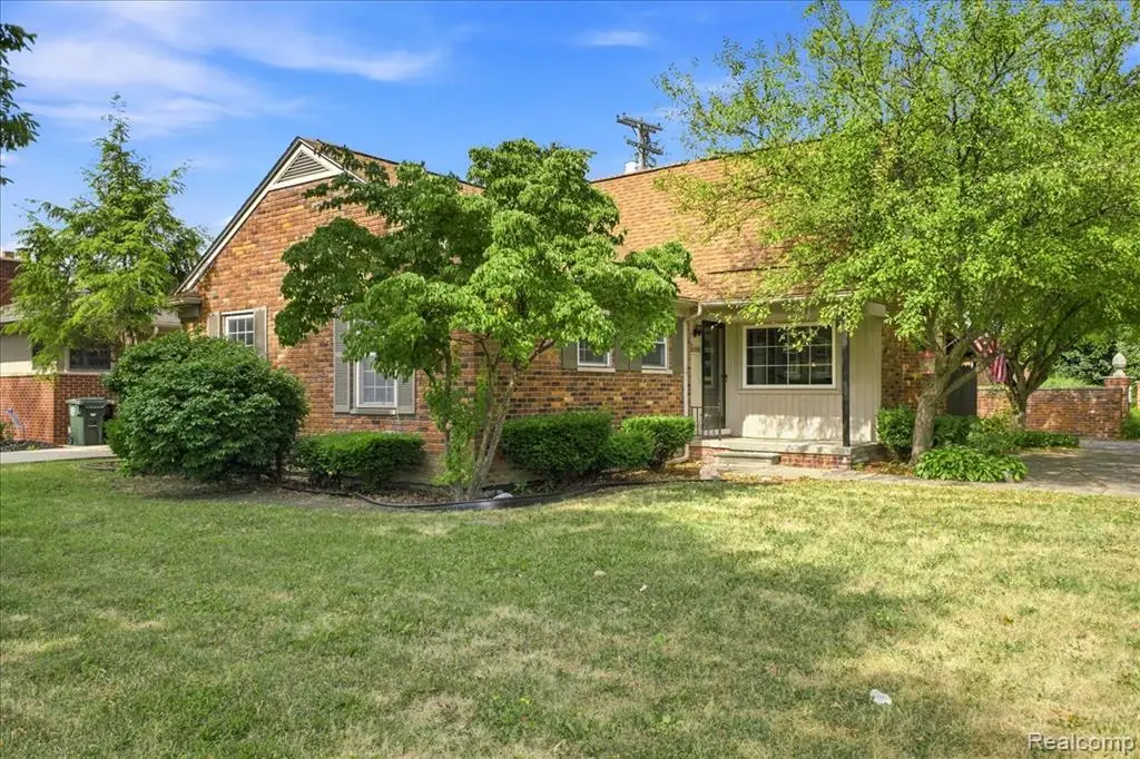 20691 Wedgewood, Grosse Pointe, MI 48236 - #1