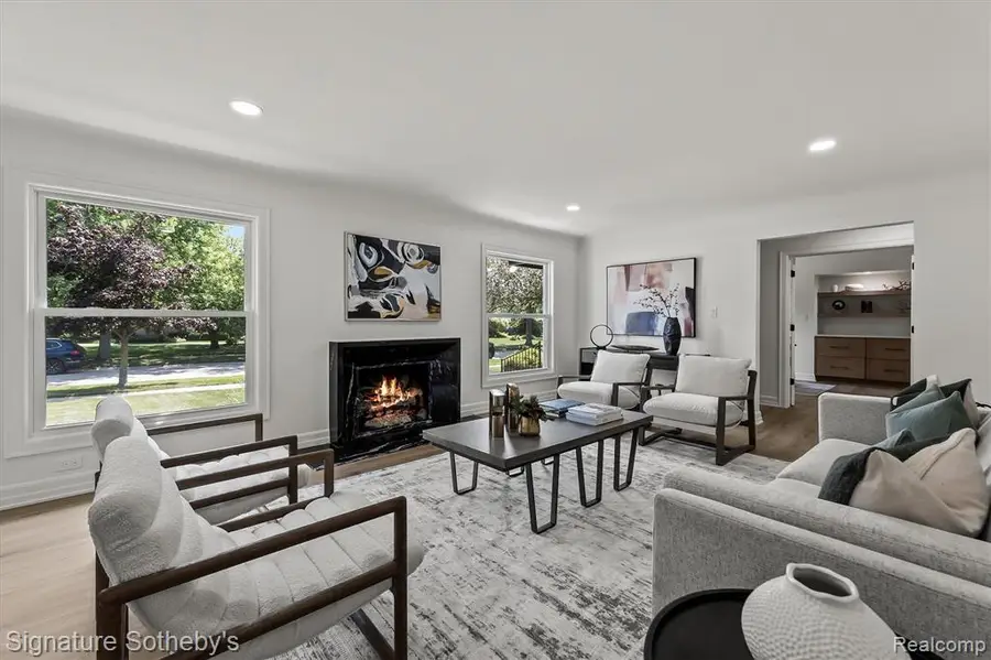 154 S Cranbrook Cross, Bloomfield Hills, MI 48301 - #3