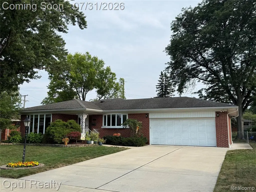 33647 Grove, Livonia, MI 48154 - #1