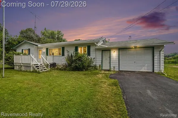 6317 E Coldwater, Flint, MI 48506