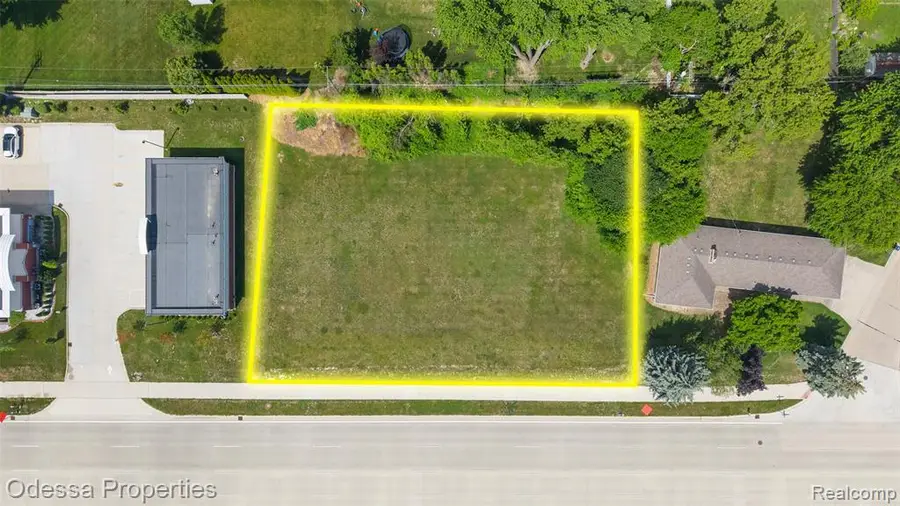 42401 Mound, Sterling Heights, MI 48314 - #2
