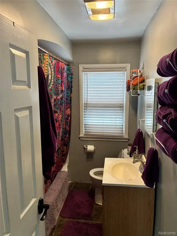 21148 Midway, Southfield, MI 48075 - #3