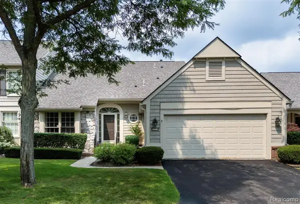 2446 Wildbrook, Bloomfield Hills, MI 48304