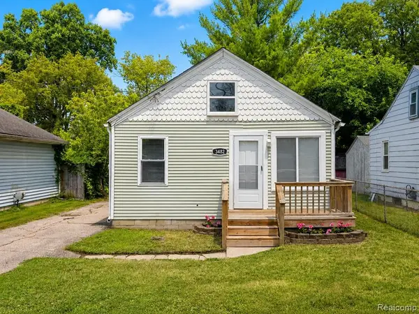 3482 Laurel, Burton, MI 48529