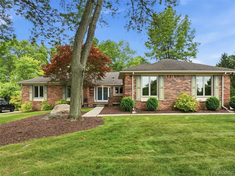 12703 Portsmouth, Plymouth, MI 48170 - #3