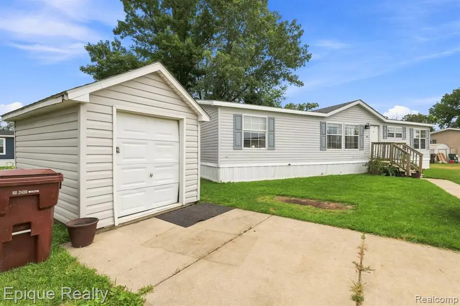 5247 Van Orden, Webberville, MI 48892 - #3