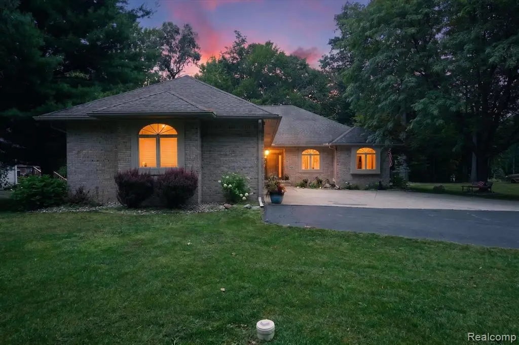 7480 Majestic Woods, Linden, MI 48451 - #1