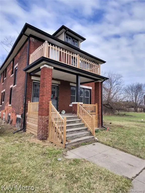 1710 Lee, Detroit, MI 48206