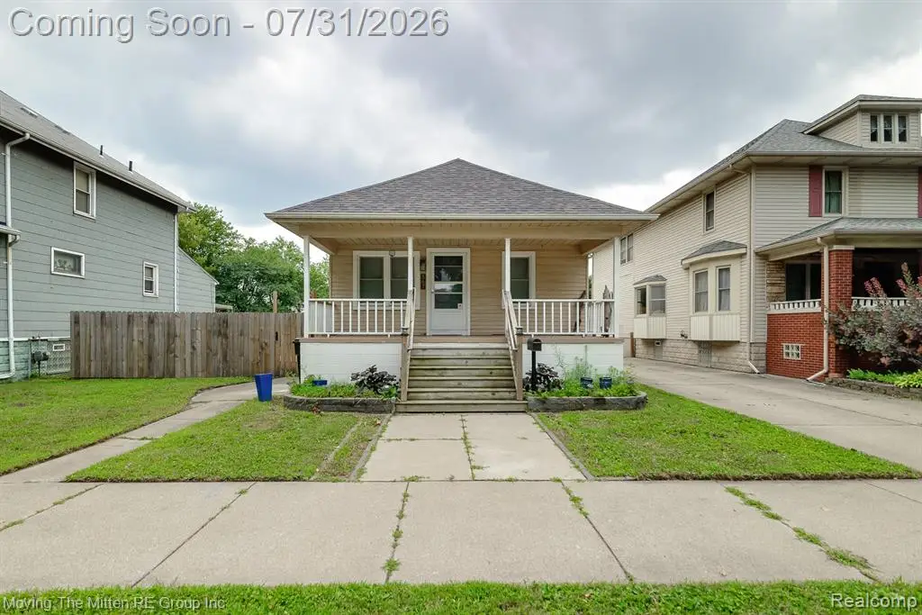 567 Superior, Wyandotte, MI 48192 - #1