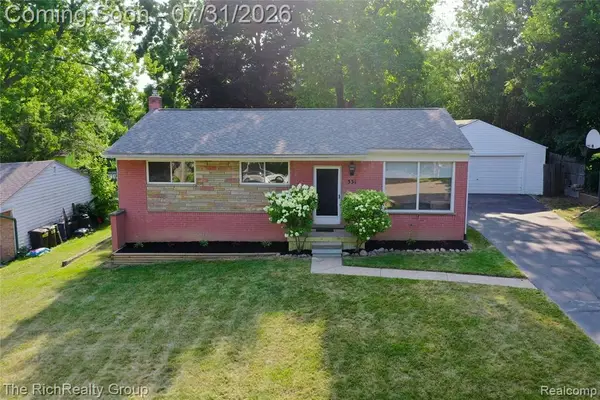 331 Lorberta, Waterford, MI 48328