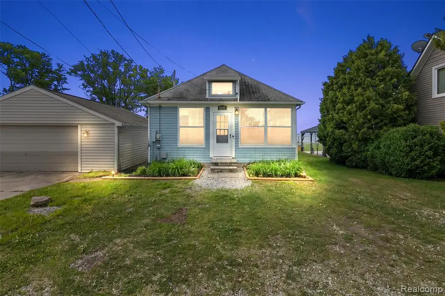 8449 Dixie, Fair Haven, MI 48023 - #2