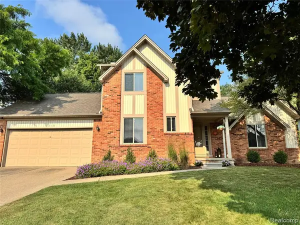 2310 Norton, Rochester Hills, MI 48307