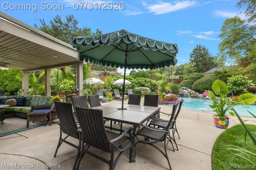 676 Peach Tree, Grosse Pointe, MI 48236 - #3