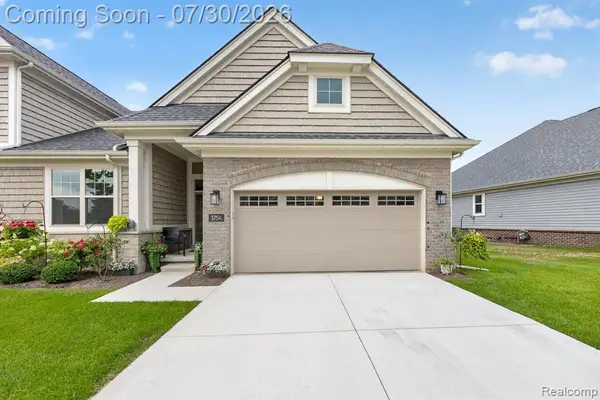 3754 Chatham, Brighton, MI 48114