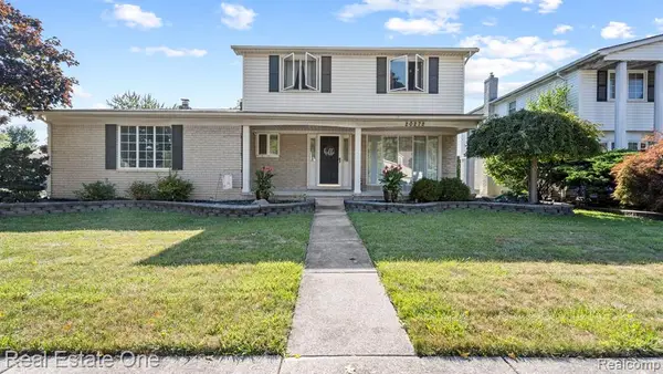 20272 Wellesley, Riverview, MI 48193