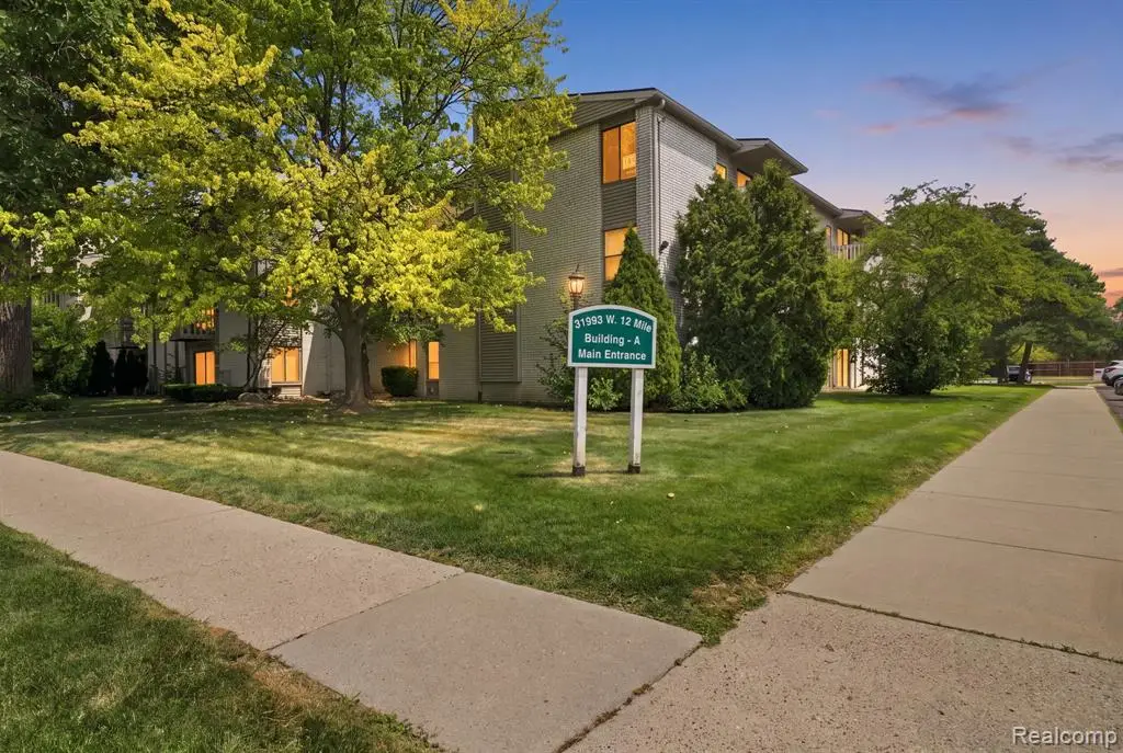 32005 W 12 Mile #208, Farmington, MI 48334 - #1