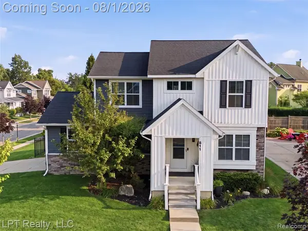 511 York, Howell, MI 48855