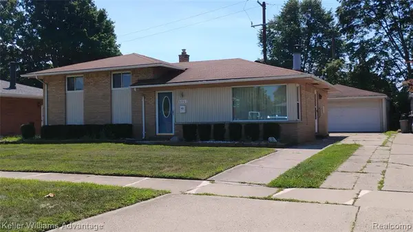 6961 N Wildwood, Westland, MI 