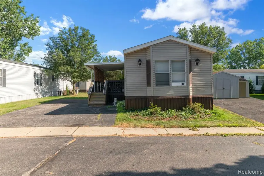 351 North Squirrel Road, Auburn Hills, MI 48326 - #2