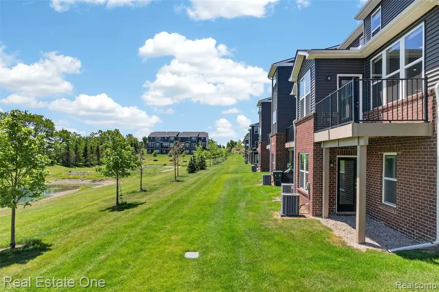 4799 Broomfield, Orion, MI 48359 - #3