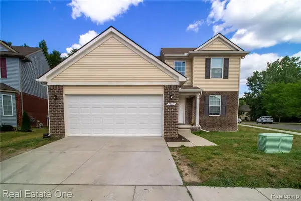 1360 Weeping Willow, Ypsilanti, MI 48198