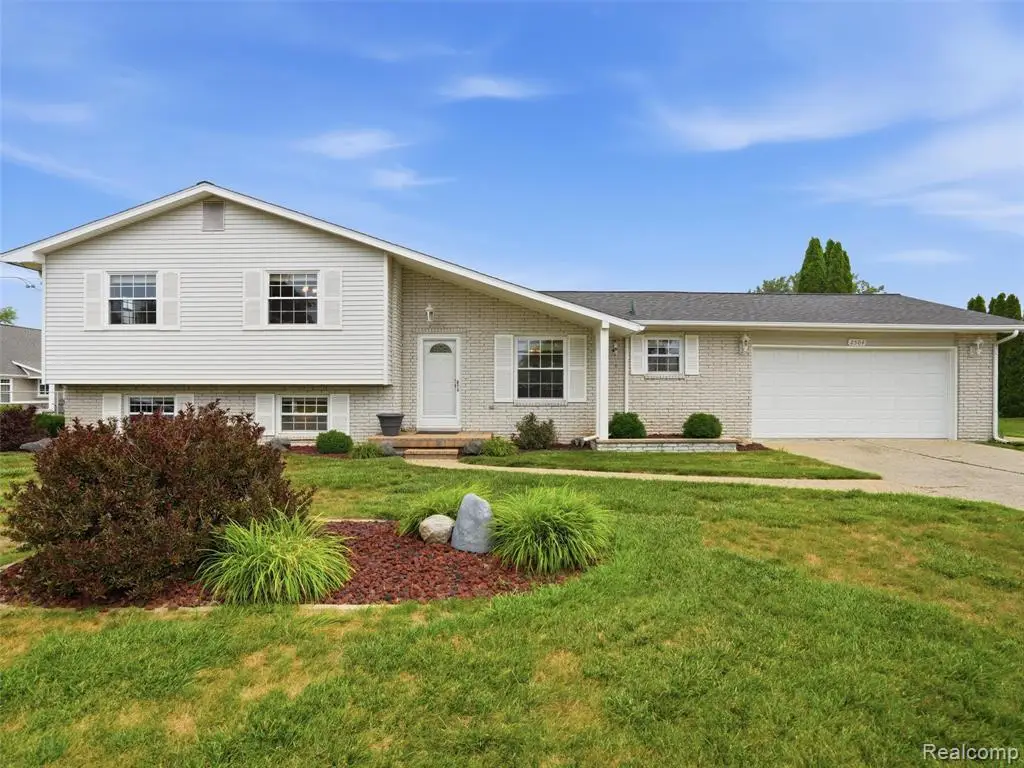 2504 Golden Shores, Fenton, MI 48430 - #1