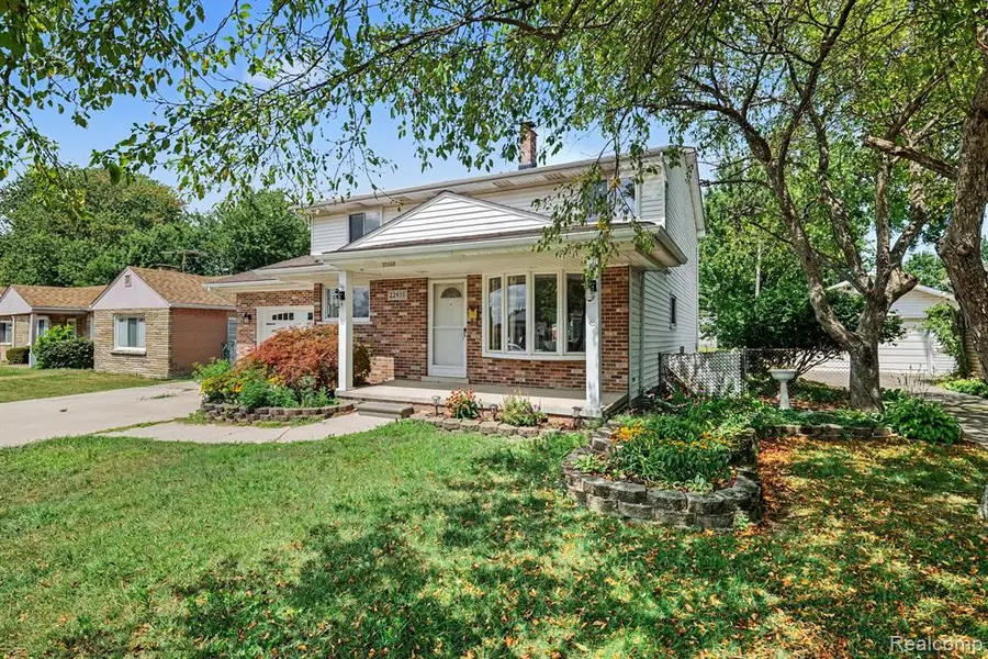 22935 Allor, Saint Clair Shores, MI 48082 - #3