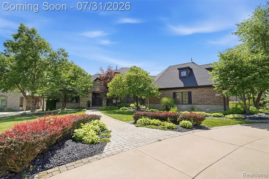 8714 Stoney Creek, South Lyon, MI 48178 - #2