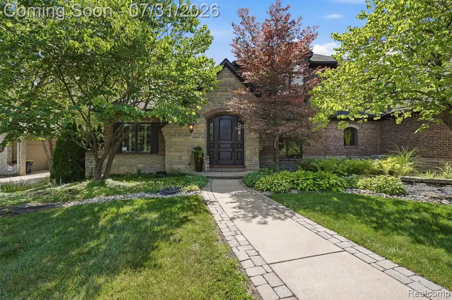 8714 Stoney Creek, South Lyon, MI 48178 - #3
