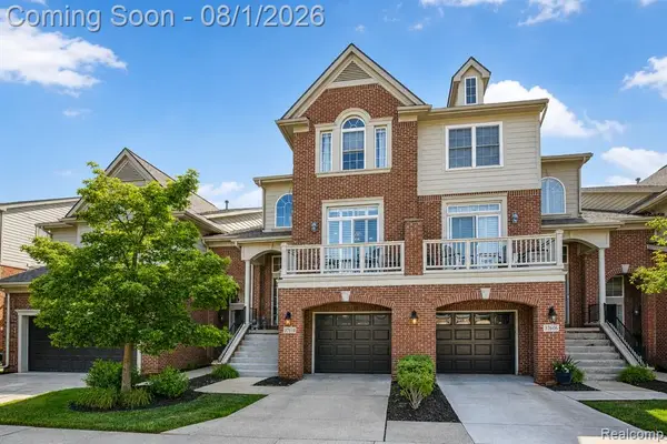 37610 Newburgh Park, Livonia, MI 48152