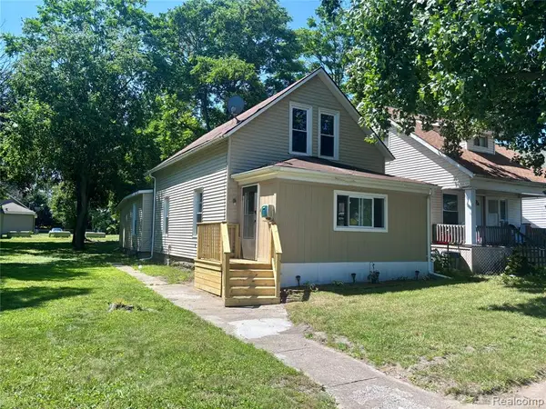 2504 Vanness, Port Huron, MI 48060