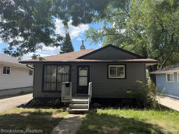 29 W Rutgers, Pontiac, MI 48340