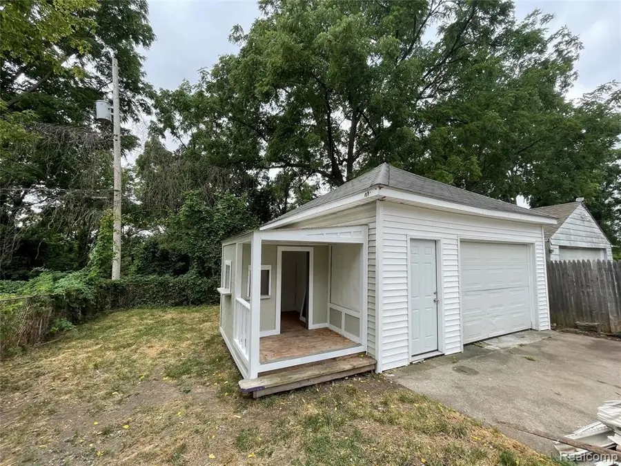 818 Cedar, Pontiac, MI 48342 - #2