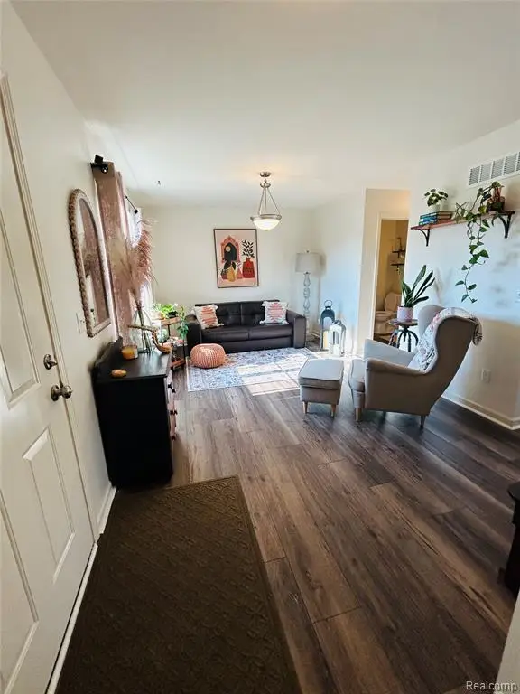 8987 Parkland, Ypsilanti, MI 48197 - #3