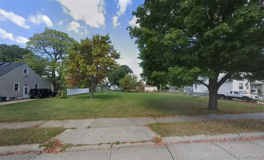 19025 Connecticut, Roseville, MI 48066 - #2