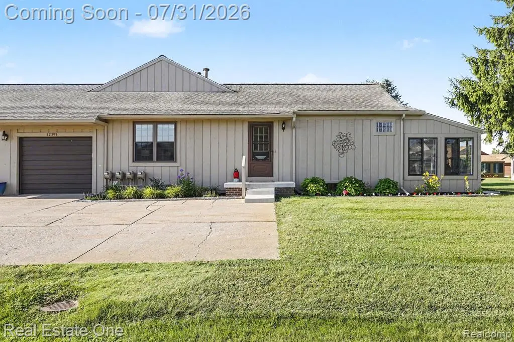 12399 Nantucket #4, South Lyon, MI 48178 - #1