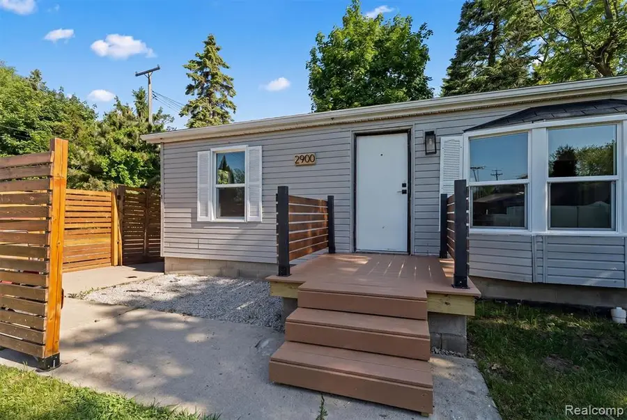 2900 Hensman, Keego Harbor, MI 48320 - #2