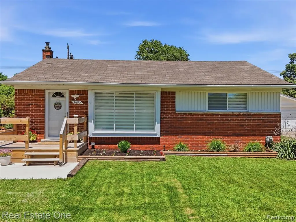 4603 E Thirteen Mile, Warren, MI 48092 - #1