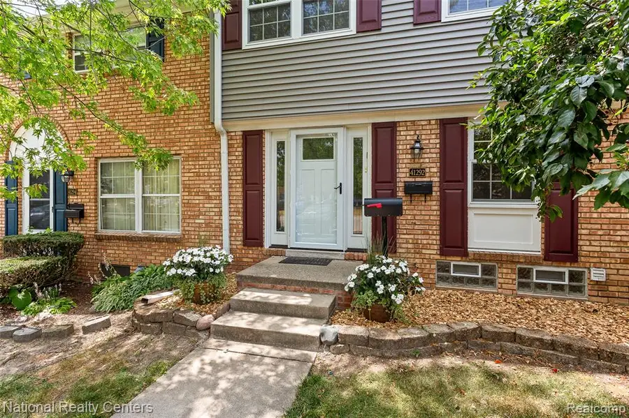41292 Lehigh, Northville, MI 48167 - #2