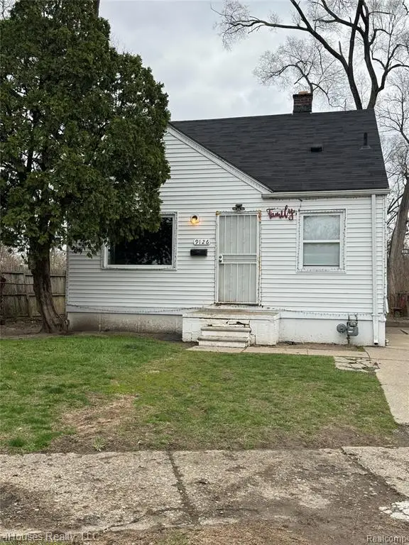 9126 Abington, Detroit, MI 48228