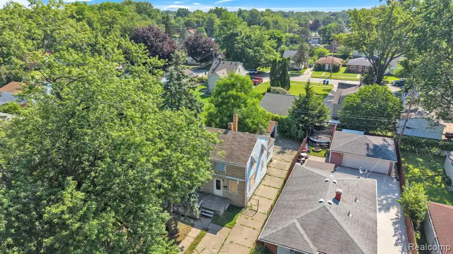 5365 Campbell, Dearborn Heights, MI 48125 - #3