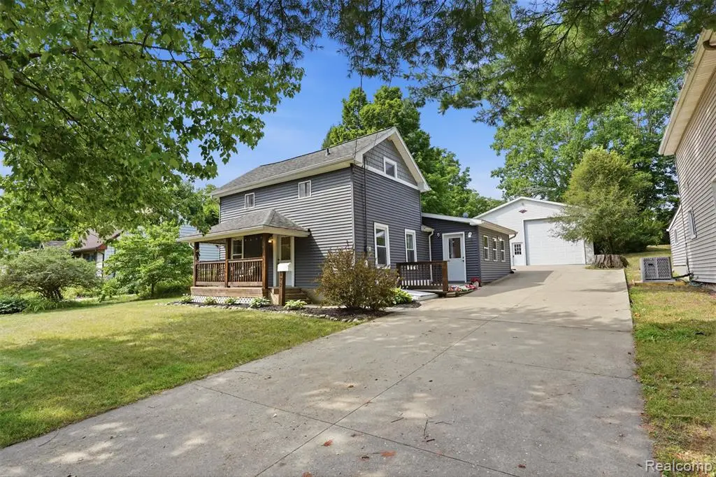 872 S Barnes, Mason, MI 48854 - #1