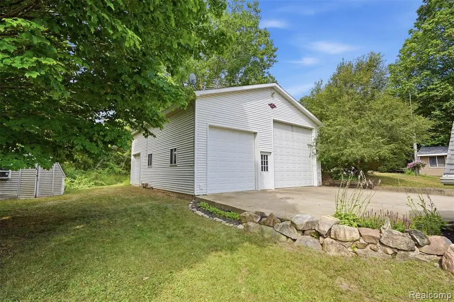 872 S Barnes, Mason, MI 48854 - #2